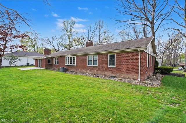 295 Sleepy Hollow Drive, Canfield, OH 44406