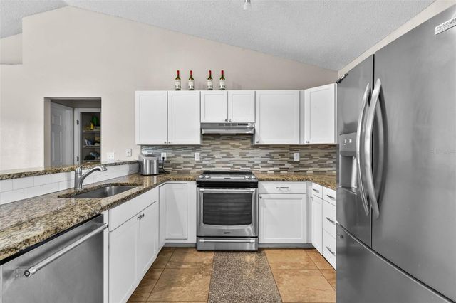 3262 COURTLAND BOULEVARD, Deltona, FL 32738