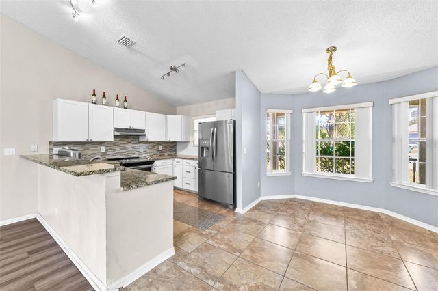 3262 COURTLAND BOULEVARD, Deltona, FL 32738