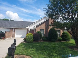 411 Stone Hearth Ct, Hopewell, VA 23860