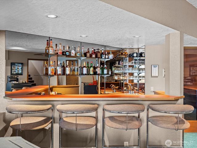 5622 39th Avenue W, Seattle, WA 98199