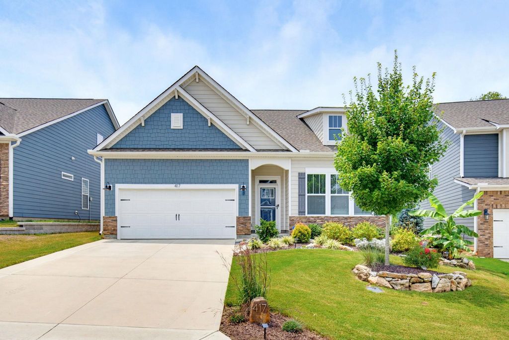 417 Jack Hunter Place, Woodruff, SC 29388