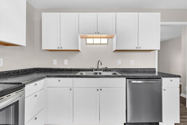 181 Stephanie Dr, Clarksville, TN 37042