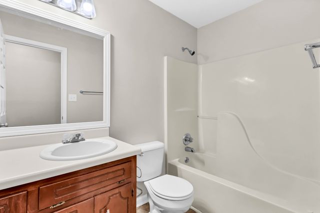 181 Stephanie Dr, Clarksville, TN 37042