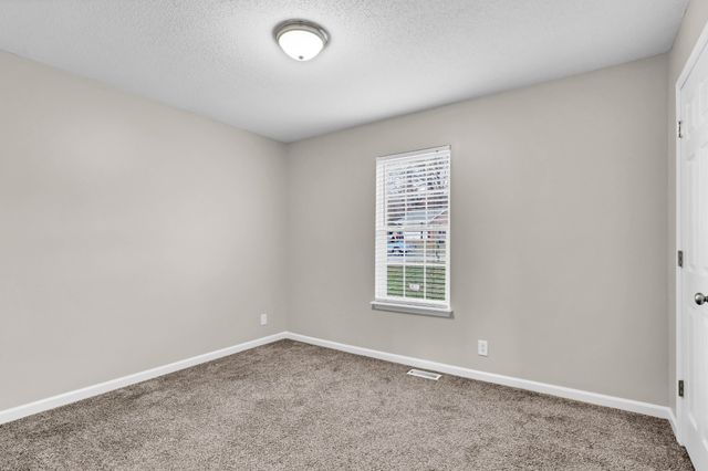 181 Stephanie Dr, Clarksville, TN 37042