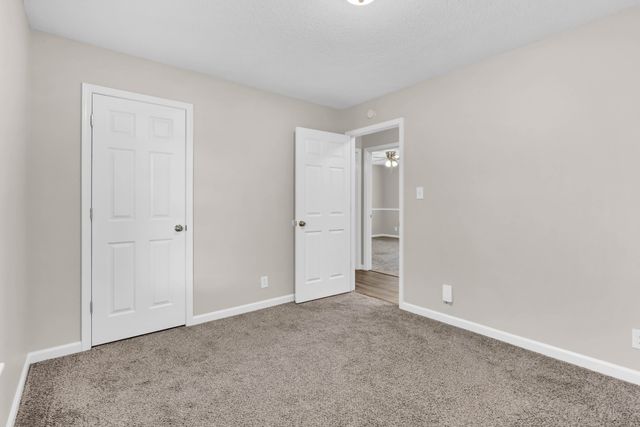 181 Stephanie Dr, Clarksville, TN 37042