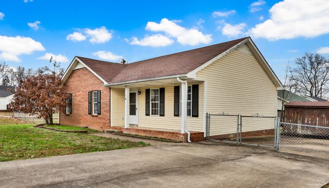 181 Stephanie Dr, Clarksville, TN 37042