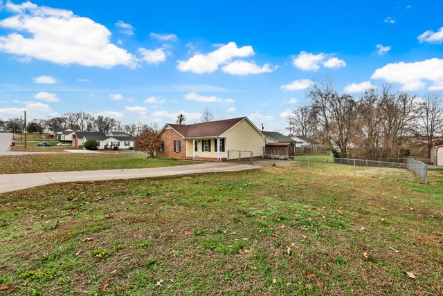 181 Stephanie Dr, Clarksville, TN 37042