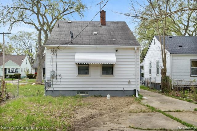 19169 Algonac Street, Detroit, MI 48234