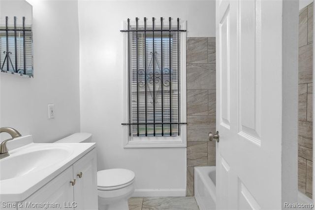 19169 Algonac Street, Detroit, MI 48234