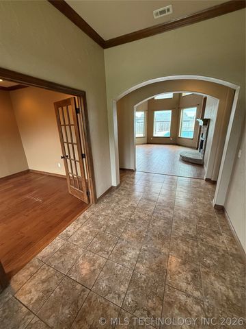 22 Covington, Lone Grove, OK 73401