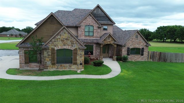22 Covington, Lone Grove, OK 73401