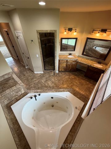 22 Covington, Lone Grove, OK 73401