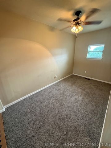 22 Covington, Lone Grove, OK 73401