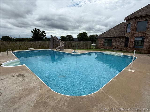 22 Covington, Lone Grove, OK 73401
