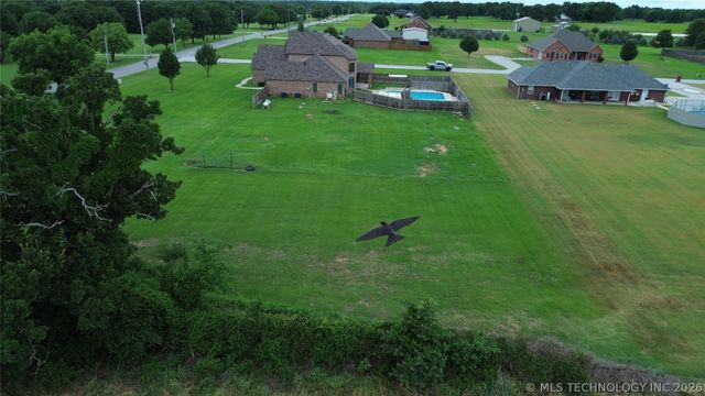 22 Covington, Lone Grove, OK 73401