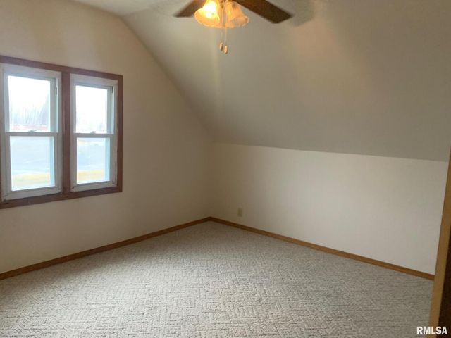 1109 N PARK Avenue, Herrin, IL 62948