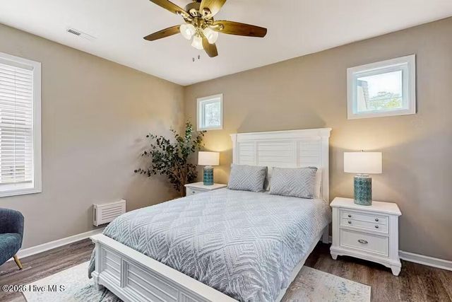 121 NE 75th Street, Oak Island, NC 28465