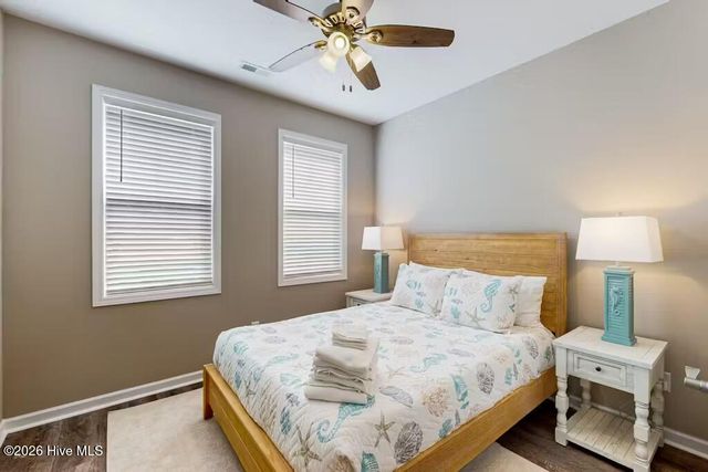 121 NE 75th Street, Oak Island, NC 28465