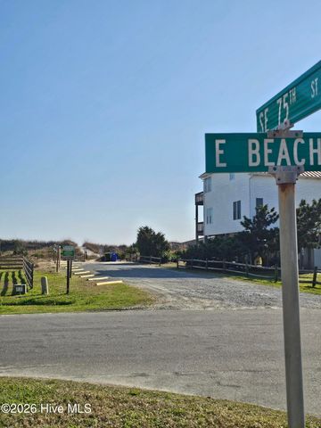 121 NE 75th Street, Oak Island, NC 28465
