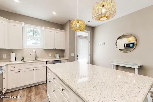 121 NE 75th Street, Oak Island, NC 28465