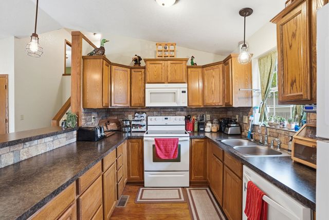 703 Dublin, Andover, KS 67002