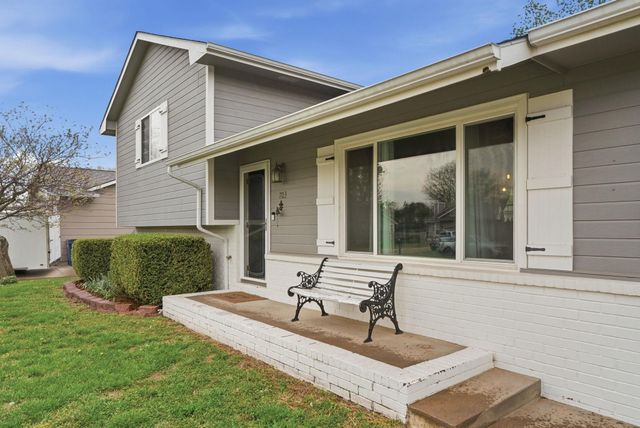 703 Dublin, Andover, KS 67002