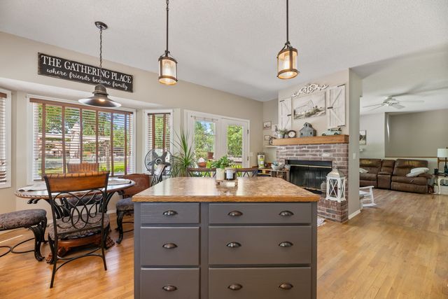 5 Lake, Mulvane, KS 67110