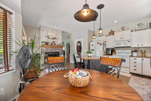 5 Lake, Mulvane, KS 67110