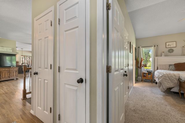5 Lake, Mulvane, KS 67110
