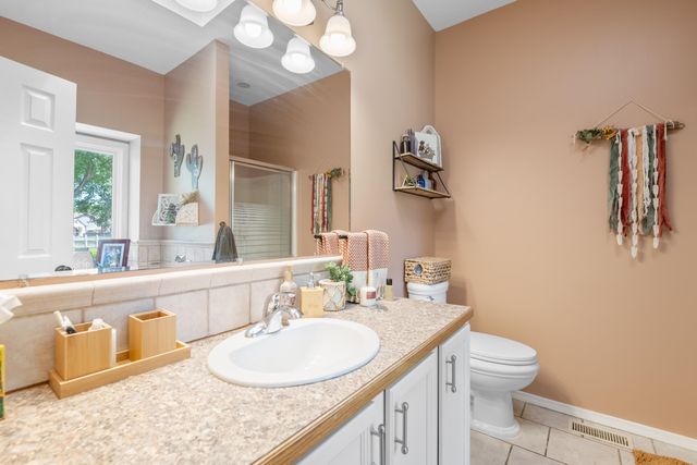 5 Lake, Mulvane, KS 67110