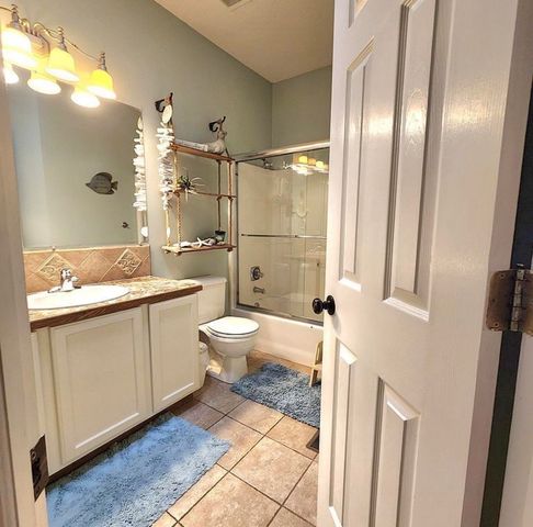 5 Lake, Mulvane, KS 67110