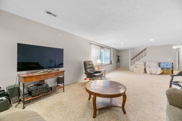 5 Lake, Mulvane, KS 67110