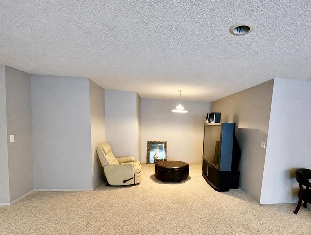 5 Lake, Mulvane, KS 67110
