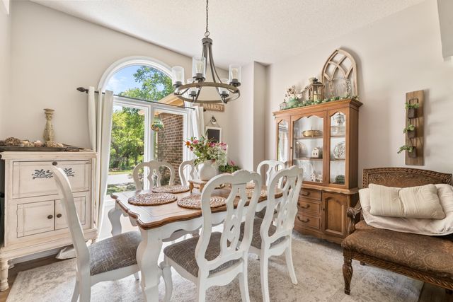 5 Lake, Mulvane, KS 67110