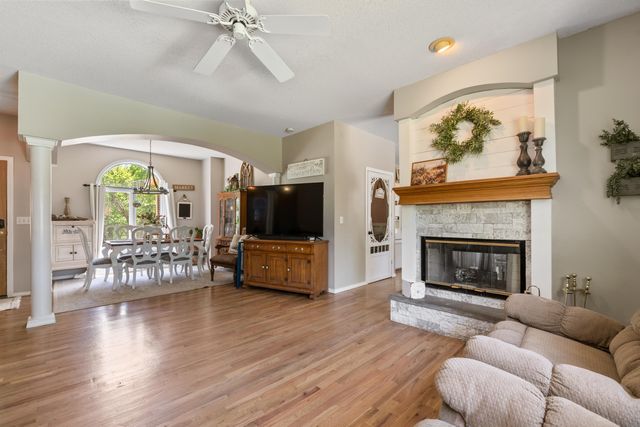 5 Lake, Mulvane, KS 67110