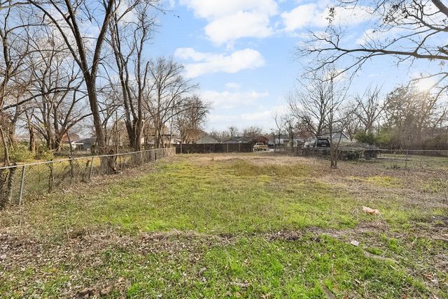 8904 Briley Road, Dallas, TX 75217