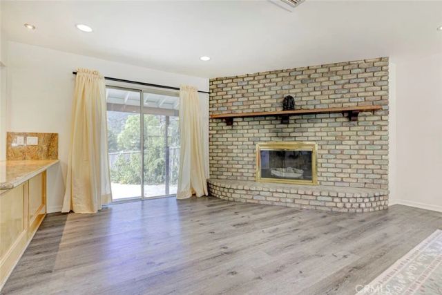 3352 Montrose, La Crescenta, CA 91214