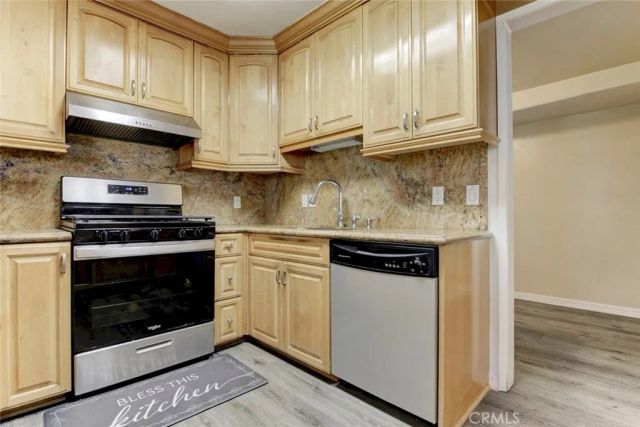 3352 Montrose, La Crescenta, CA 91214