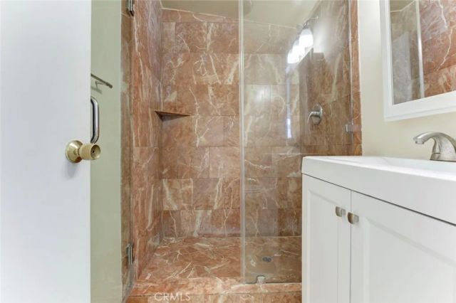 3352 Montrose, La Crescenta, CA 91214