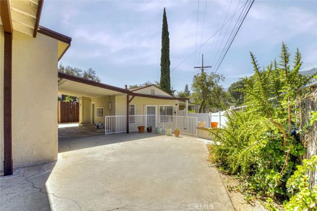 3352 Montrose, La Crescenta, CA 91214