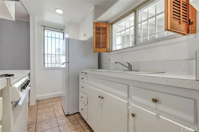 3352 Montrose, La Crescenta, CA 91214