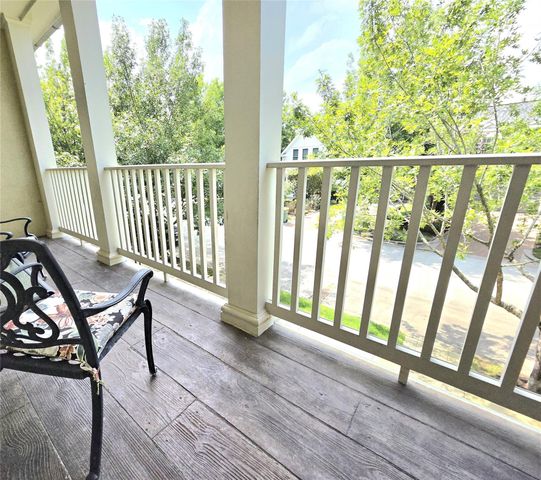 91 Low Country Lane, The Woodlands, TX 77380
