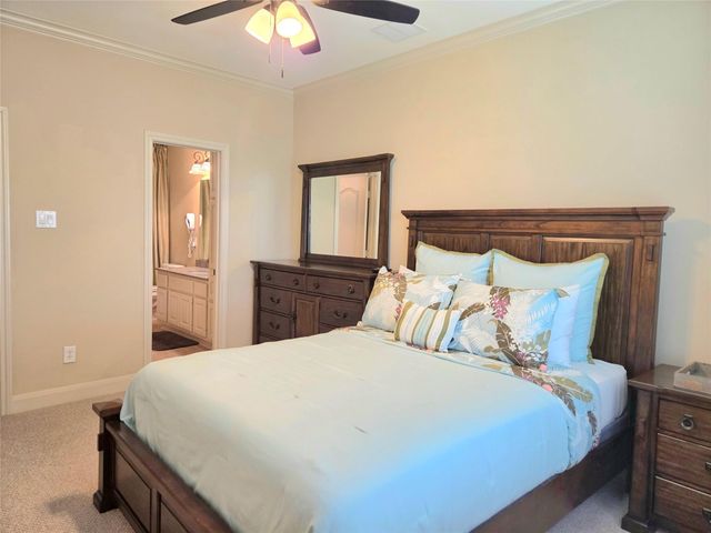 91 Low Country Lane, The Woodlands, TX 77380