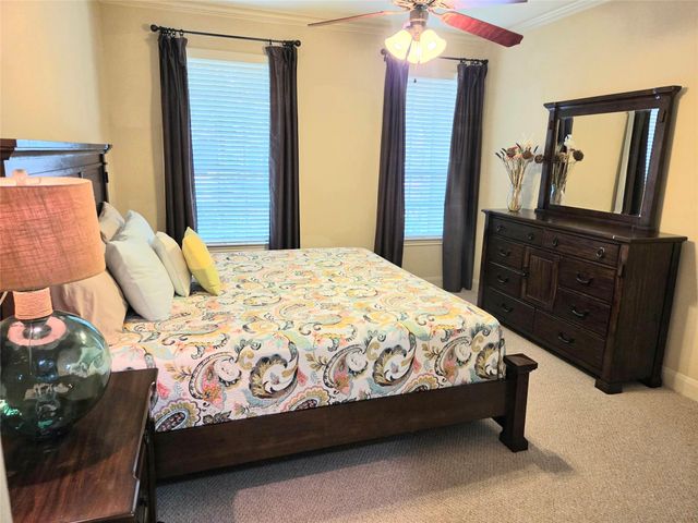 91 Low Country Lane, The Woodlands, TX 77380