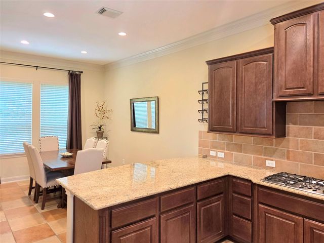 91 Low Country Lane, The Woodlands, TX 77380