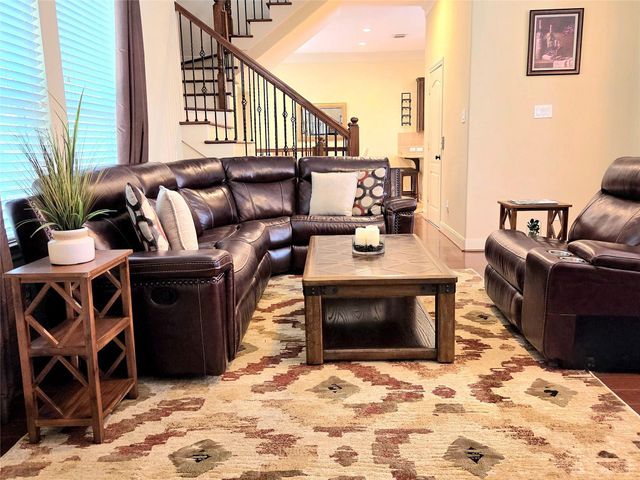 91 Low Country Lane, The Woodlands, TX 77380