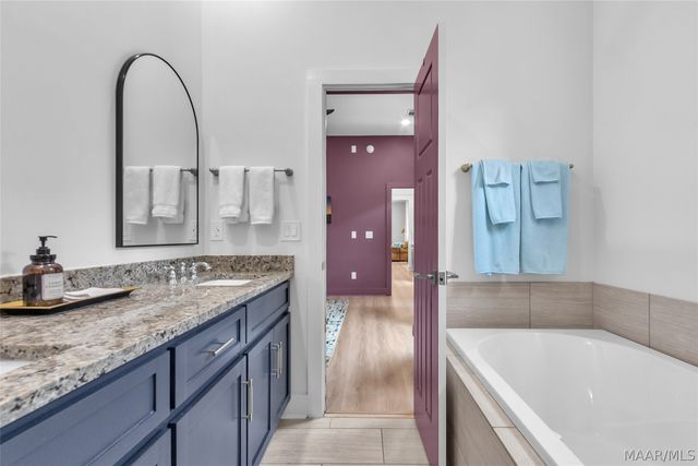 7820 LONG ACRE Street, Montgomery, AL 36116