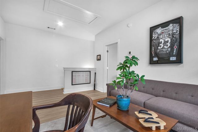 7820 LONG ACRE Street, Montgomery, AL 36116