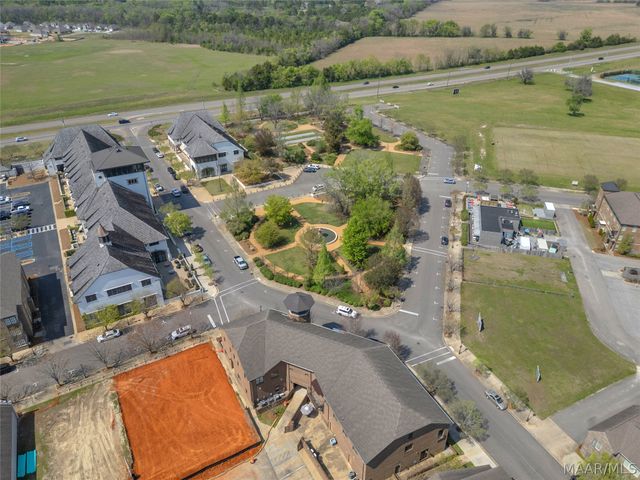 7820 LONG ACRE Street, Montgomery, AL 36116